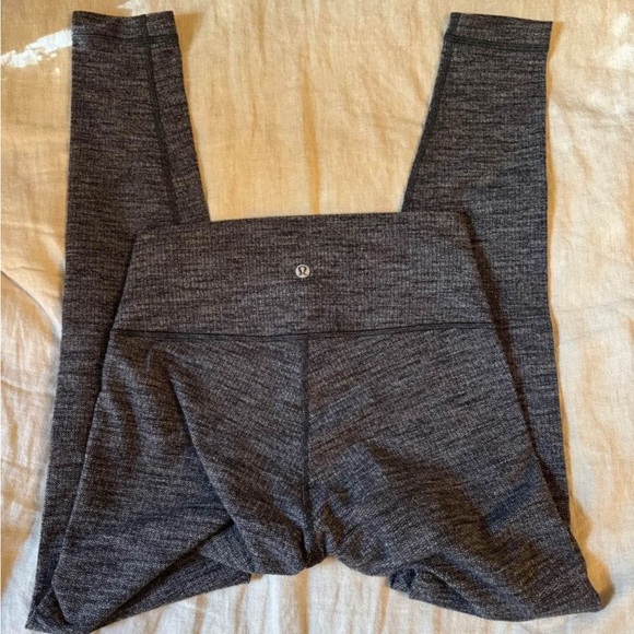 LULU WUNDER UNDER - Picture 2 of 2